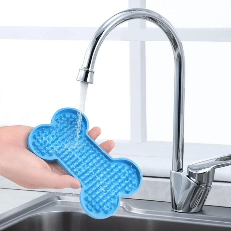 Pet Licking Mat with Suction Cups Anxiety and Boredom Relief Toy for Dogs and Cats  Reusable Treat Dispenser for Slow Feeding